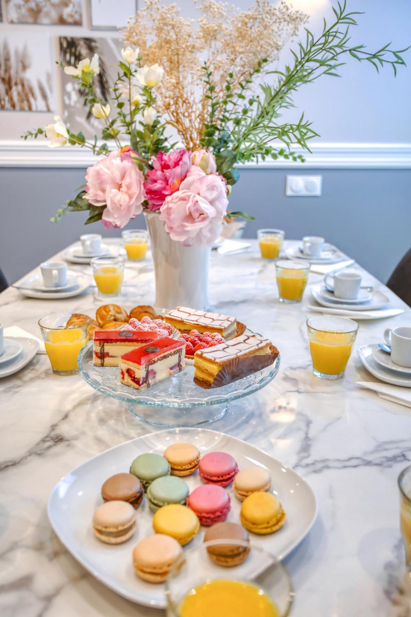 Elegant Triplex In Paris - Ideal For 10 - Aircon Luaran gambar