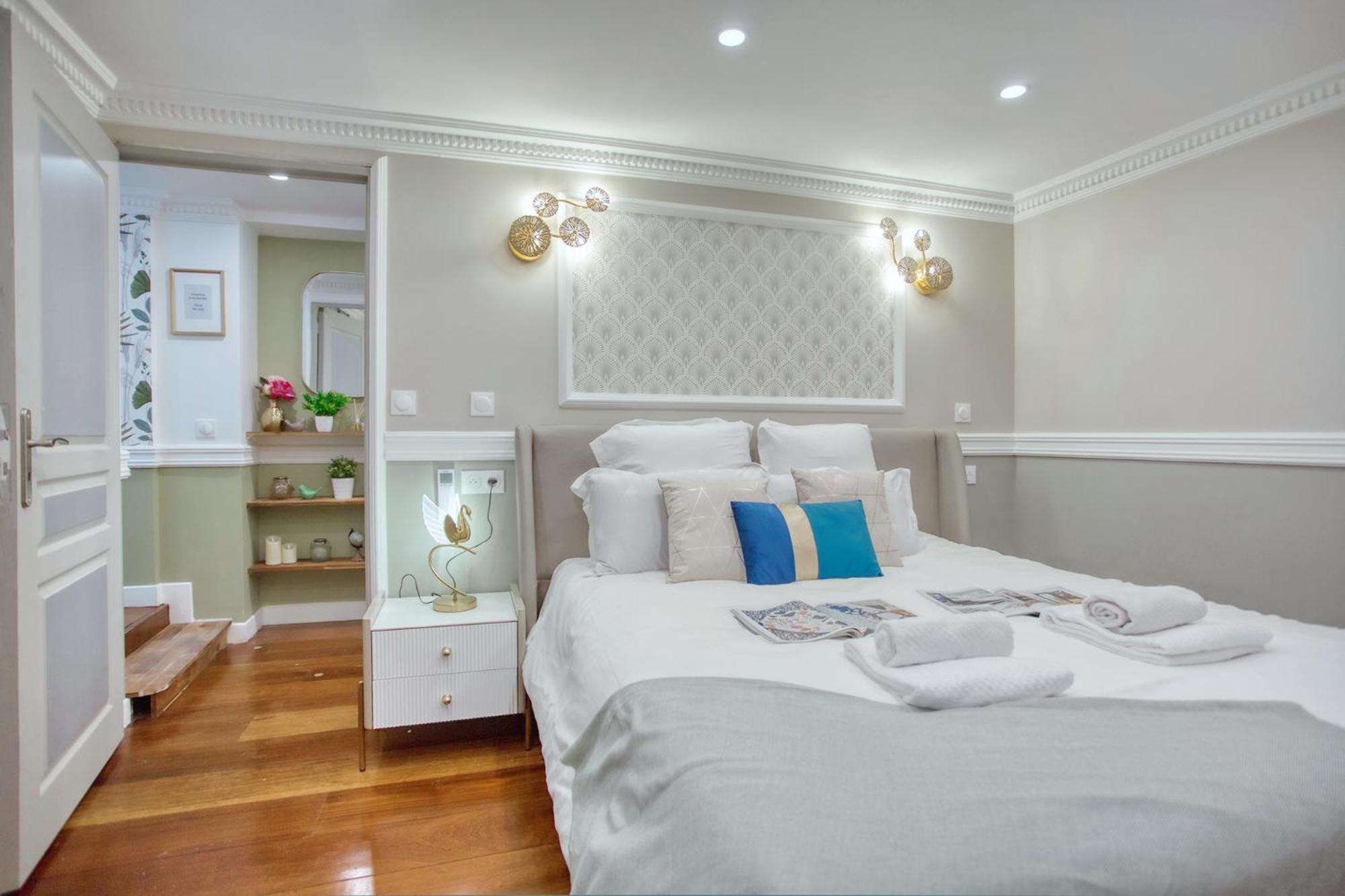 Elegant Triplex In Paris - Ideal For 10 - Aircon Luaran gambar