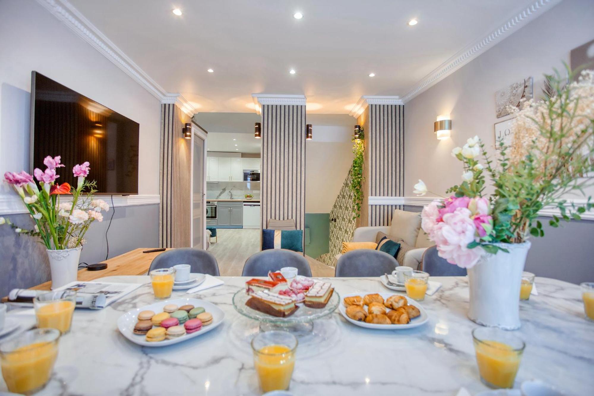 Elegant Triplex In Paris - Ideal For 10 - Aircon Luaran gambar